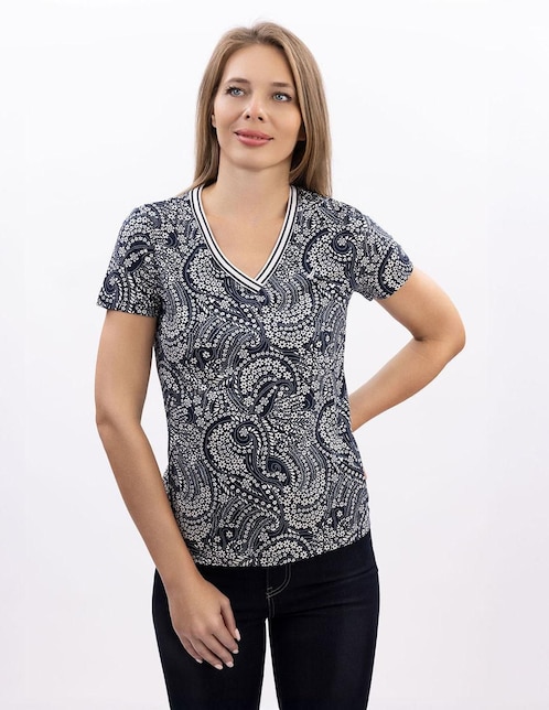 Playera manga corta Nautica cuello V para mujer