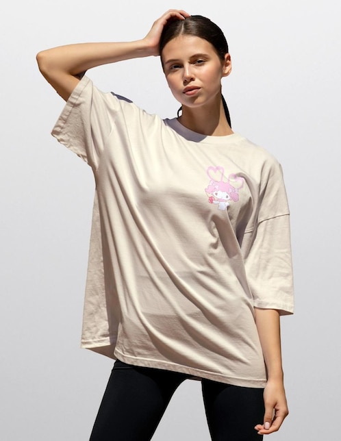 Playera manga corta Sanrio cuello redondo para mujer