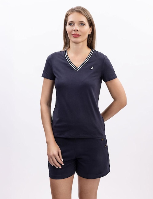 Playera manga corta Nautica S25 cuello V para mujer
