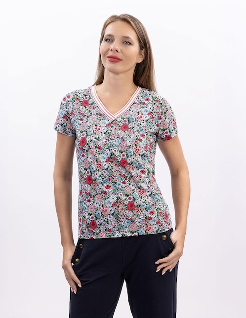 Playera manga corta Nautica cuello V para mujer