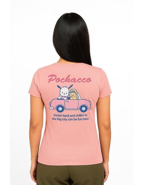 Playera manga corta Sanrio cuello redondo para mujer