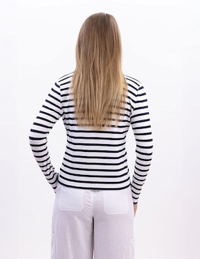 Playera manga larga Nautica cuello V para mujer