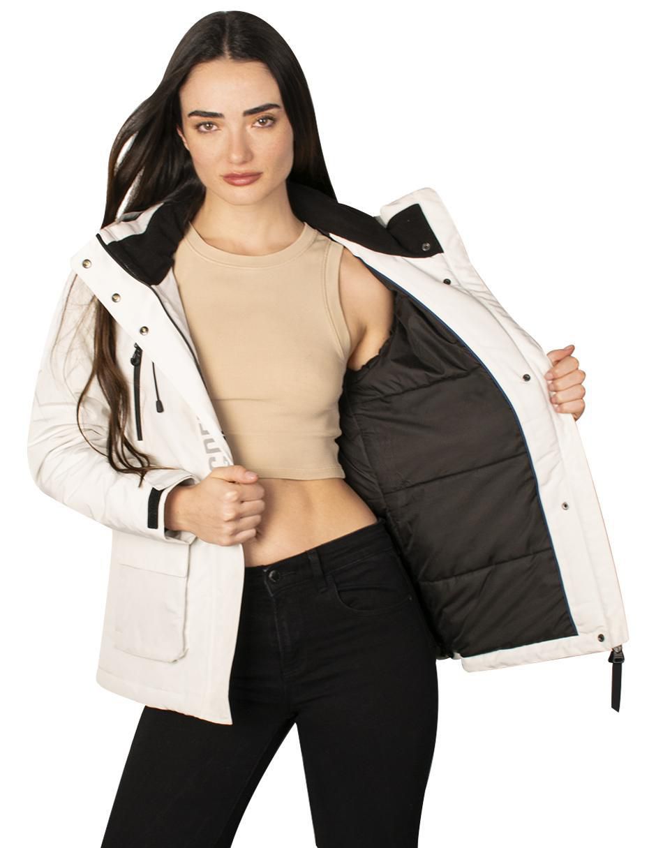 Chamarra impermeable para mujer 2