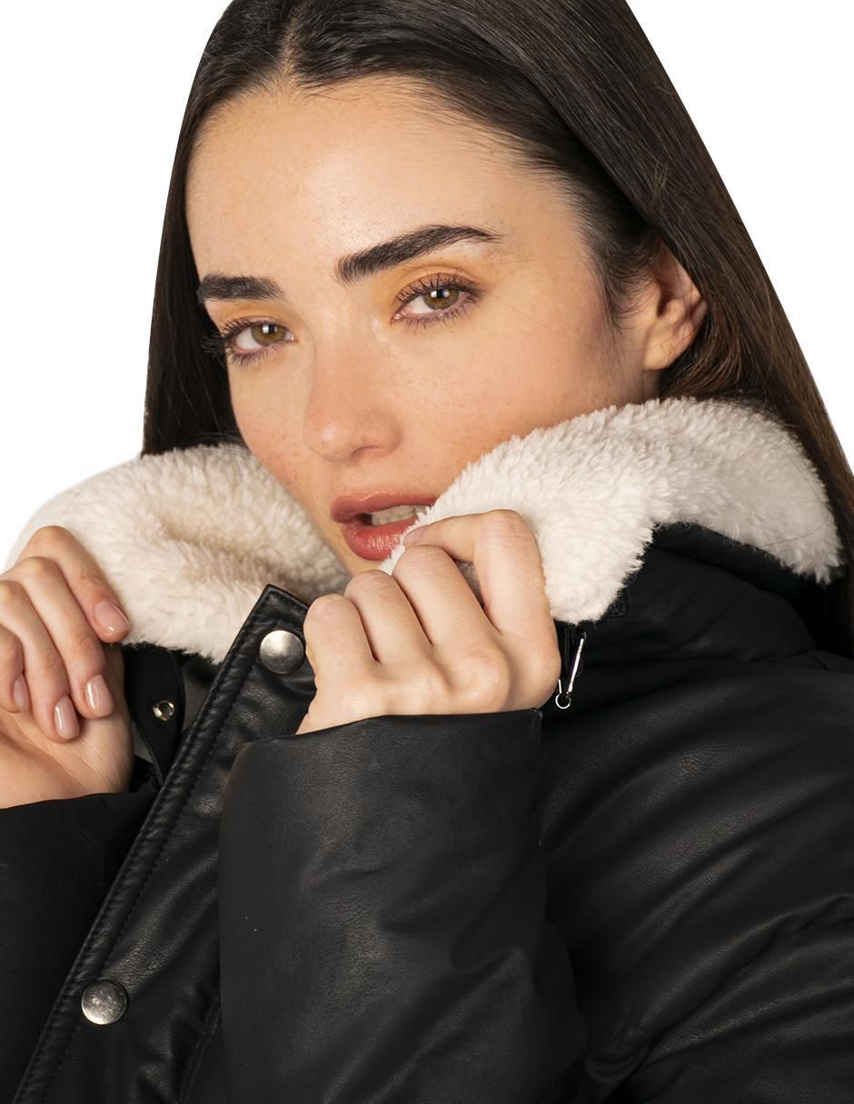 Chamarra impermeable para mujer 3
