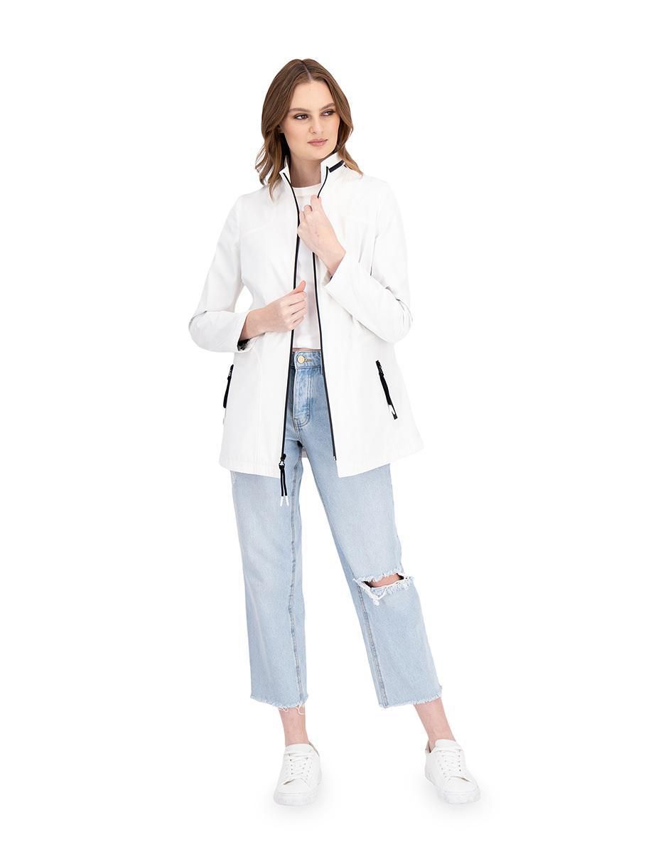Gabardina con capucha para mujer 2
