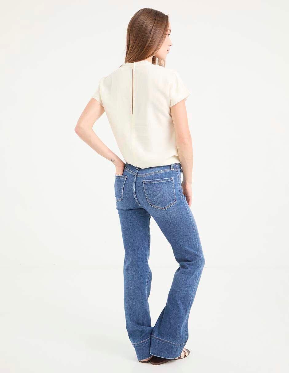 Jeans acampanado para mujer 5