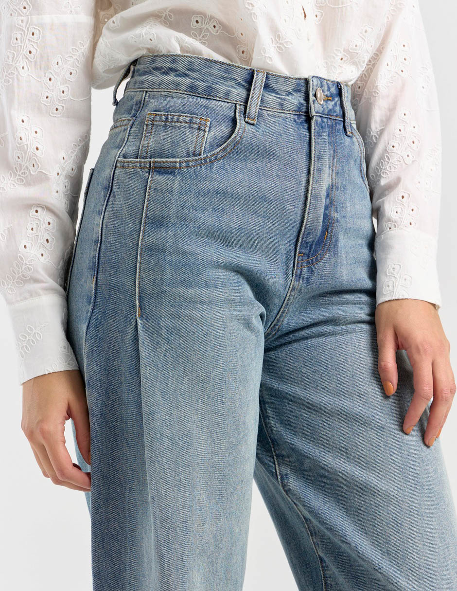 Jeans relaxed amplio para mujer 4
