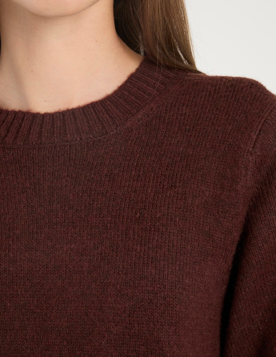 Suéter cuello redondo para mujer 4