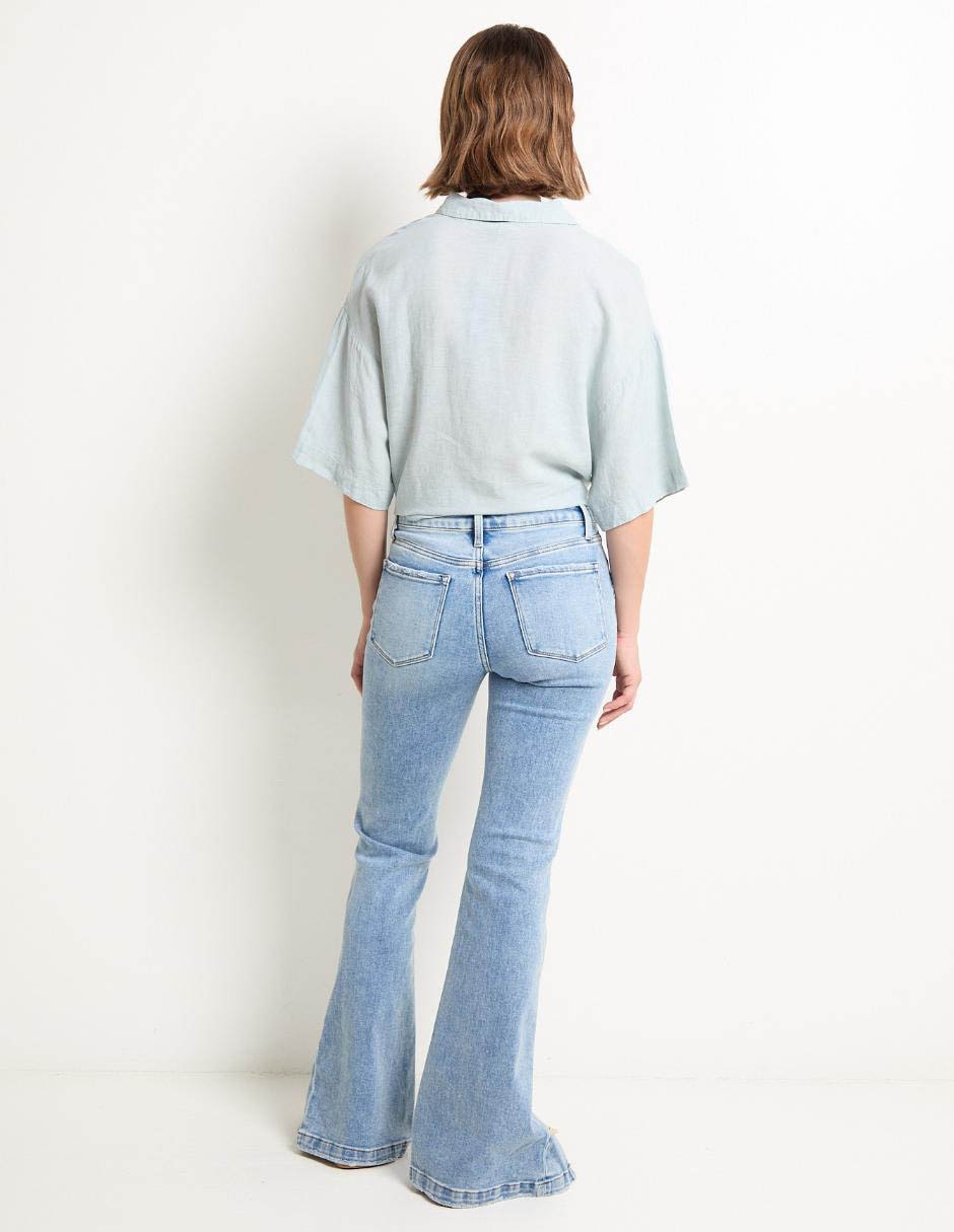 Jeans relaxed flare para mujer 2