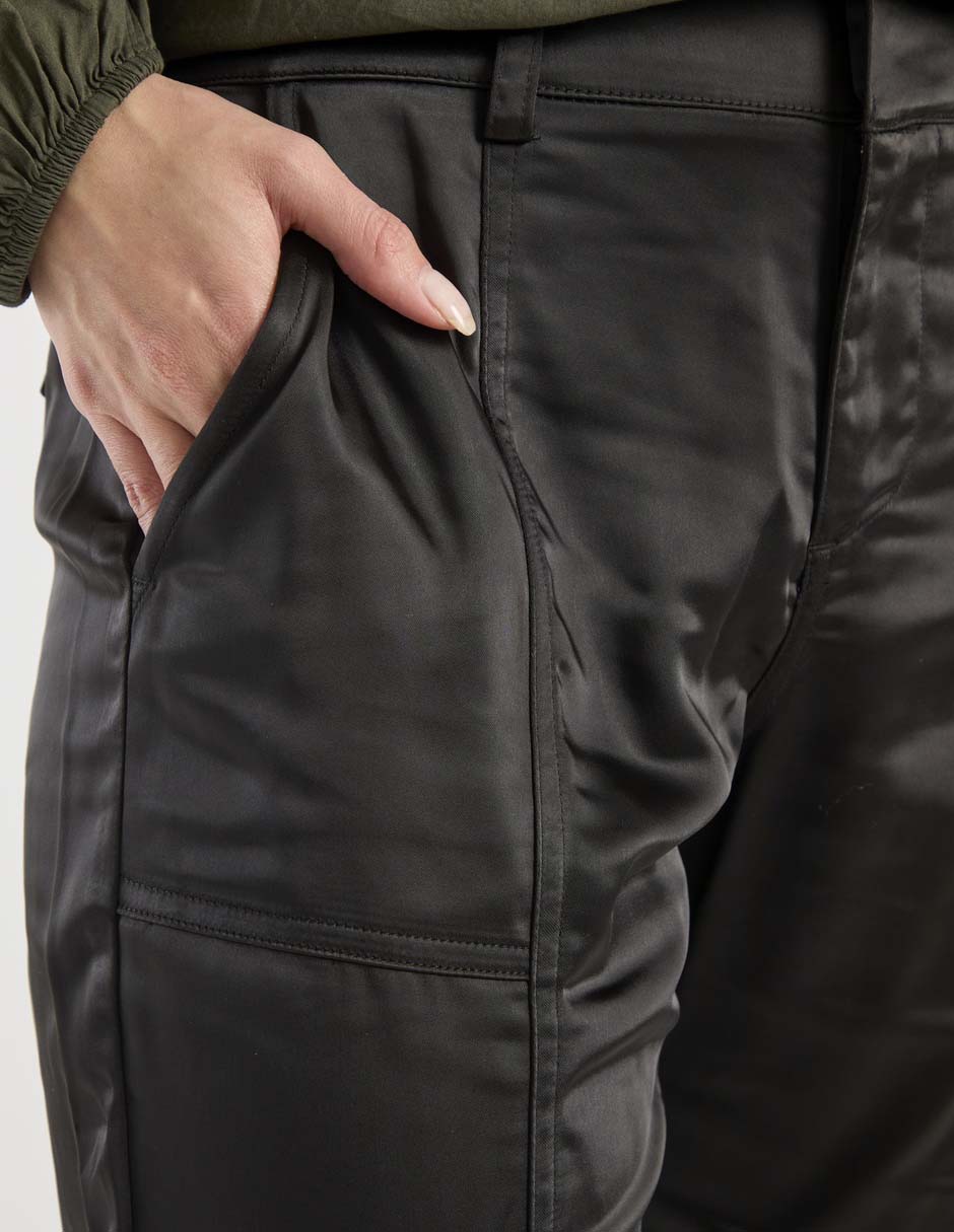 Pantalón relaxed amplio para mujer 4