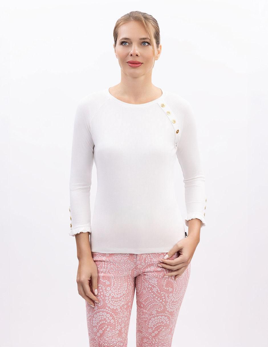 Playera manga 3/4 cuello ojal para mujer