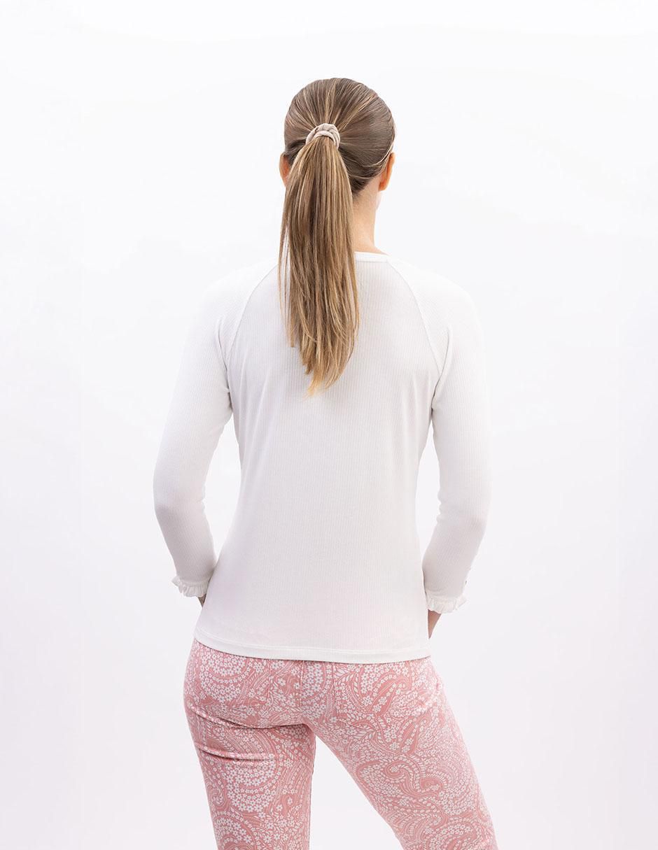 Playera manga 3/4 cuello ojal para mujer 3