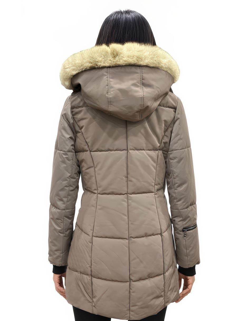 Chamarra acolchada impermeable para mujer 3