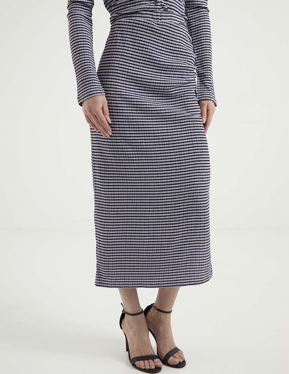 Falda crop a la cintura
