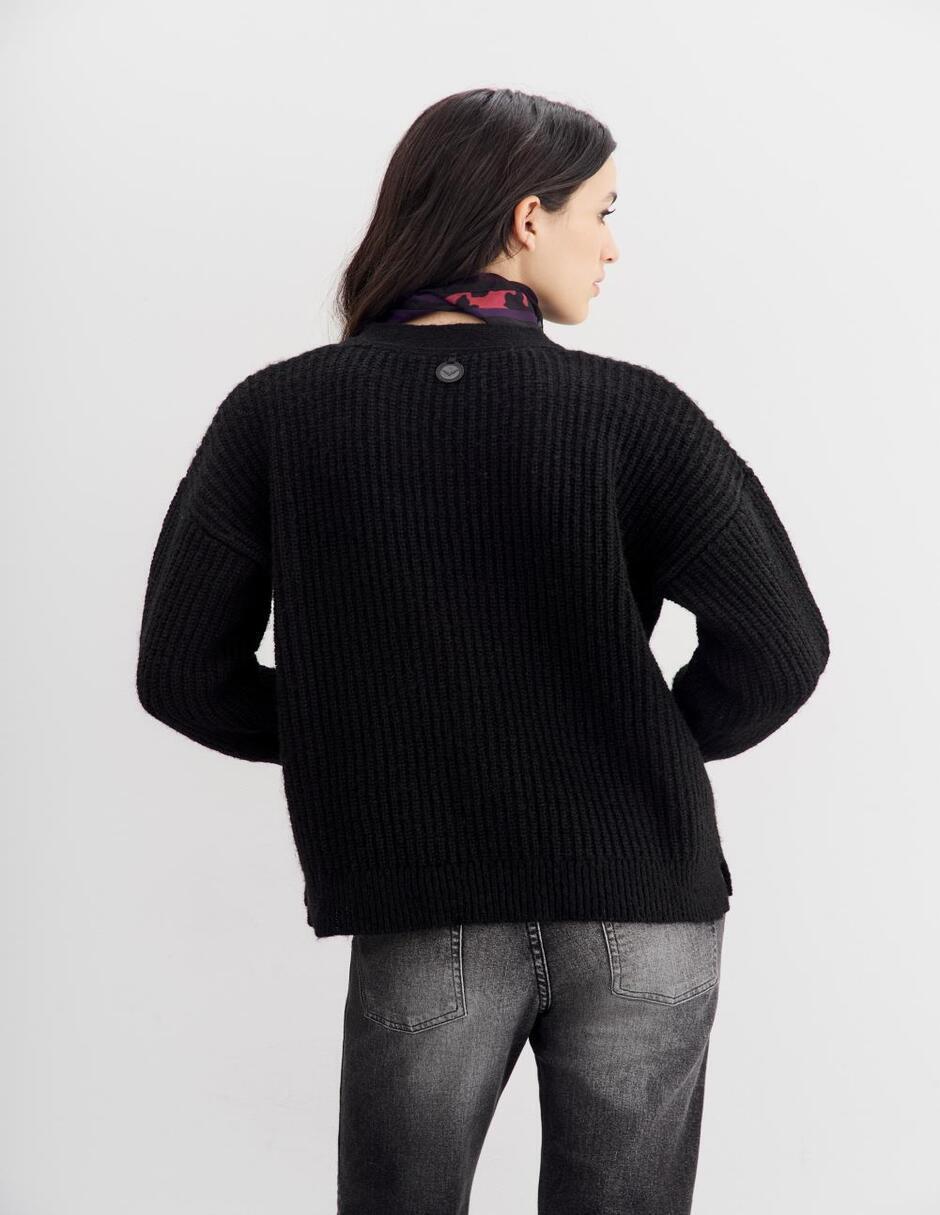 Suéter cuello V para mujer 3