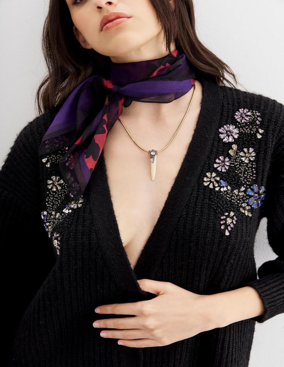 Suéter cuello V para mujer 4