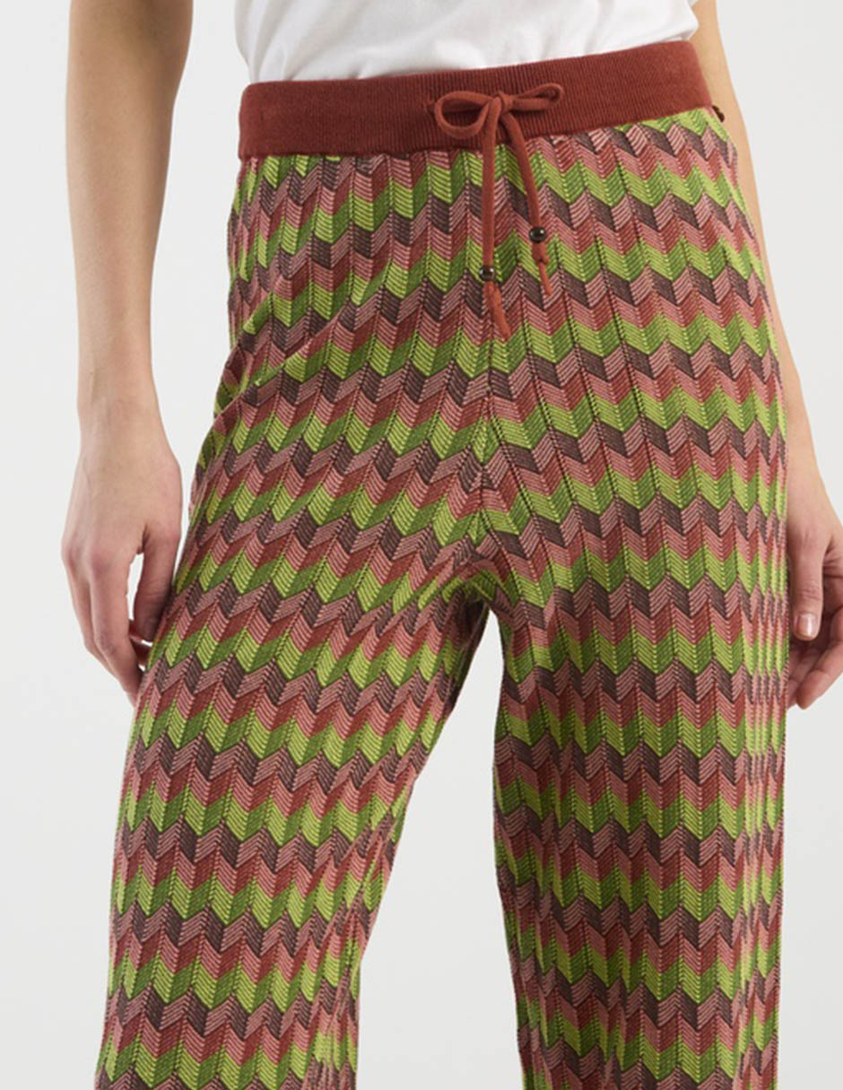 Pantalón relaxed amplio para mujer 10